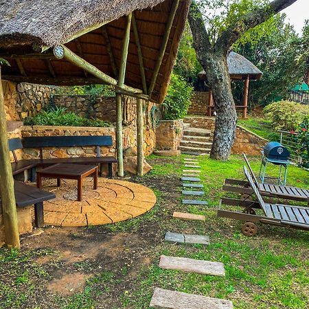 Bali At Scenic Haven Lodge In Hartbeespoort Exterior photo