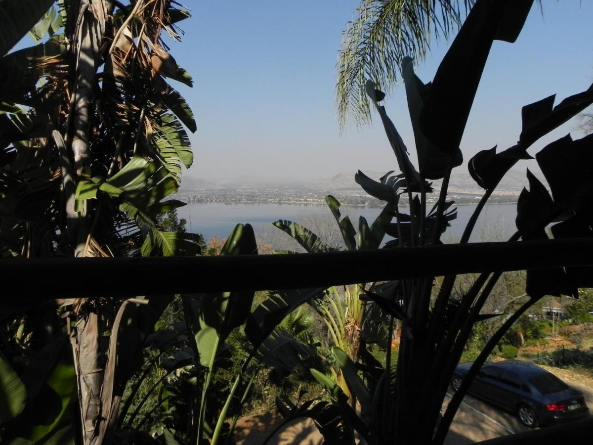 Bali At Scenic Haven Lodge In Hartbeespoort Exterior photo
