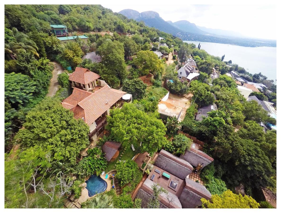Bali At Scenic Haven Lodge In Hartbeespoort Exterior photo