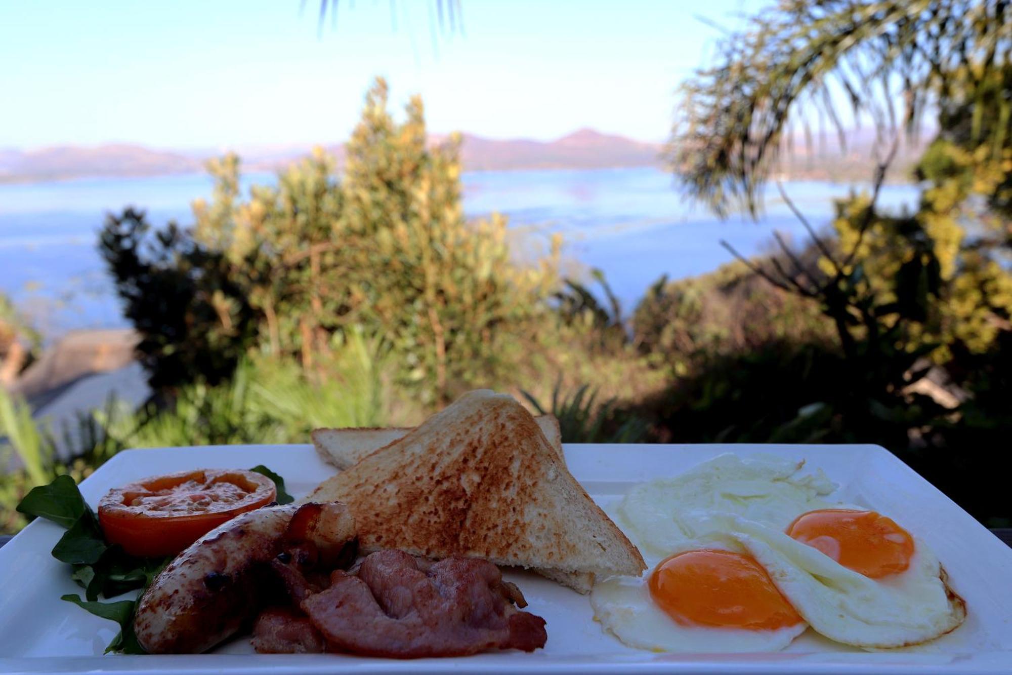 Bali At Scenic Haven Lodge In Hartbeespoort Exterior photo