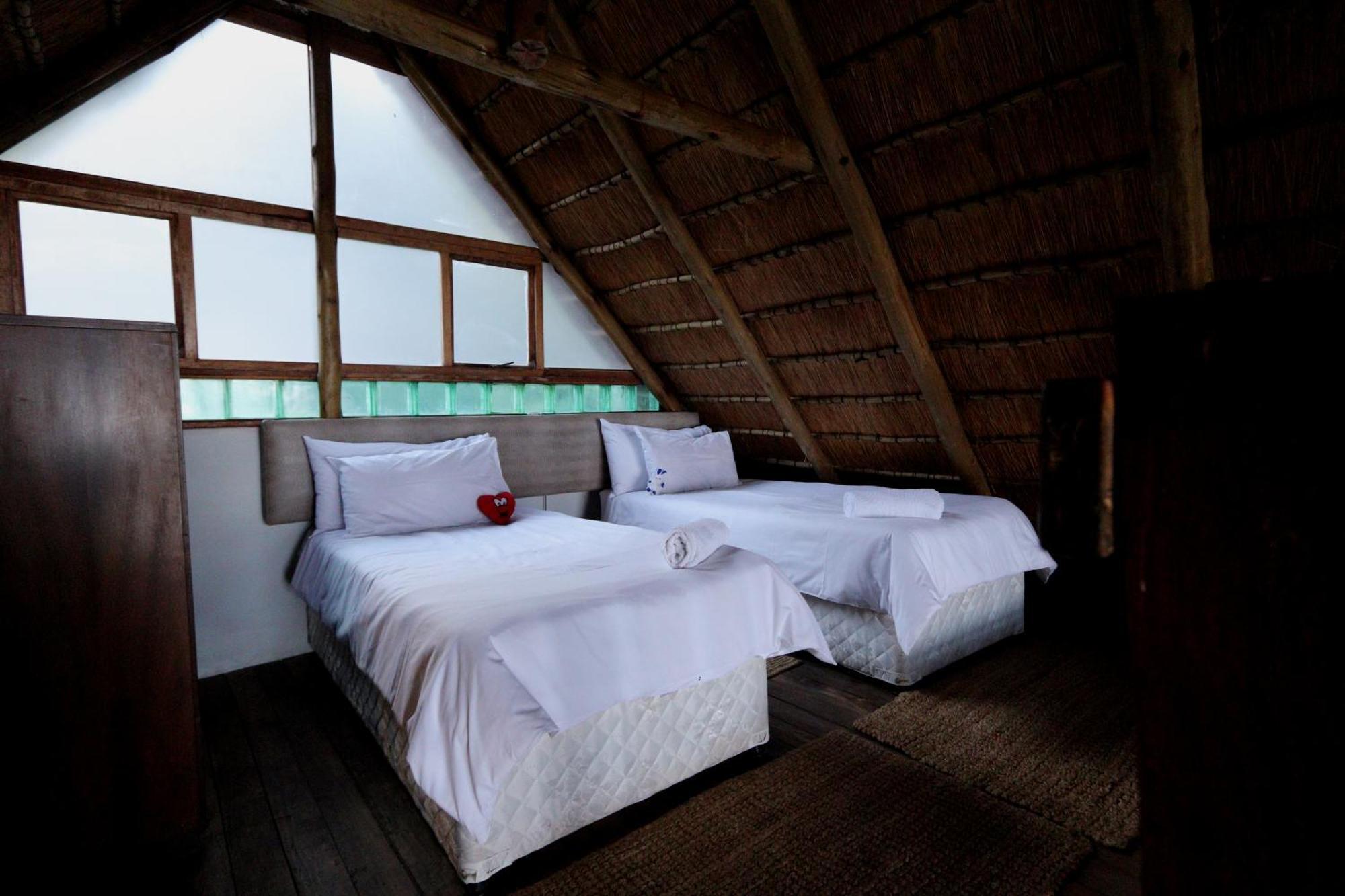 Bali At Scenic Haven Lodge In Hartbeespoort Exterior photo