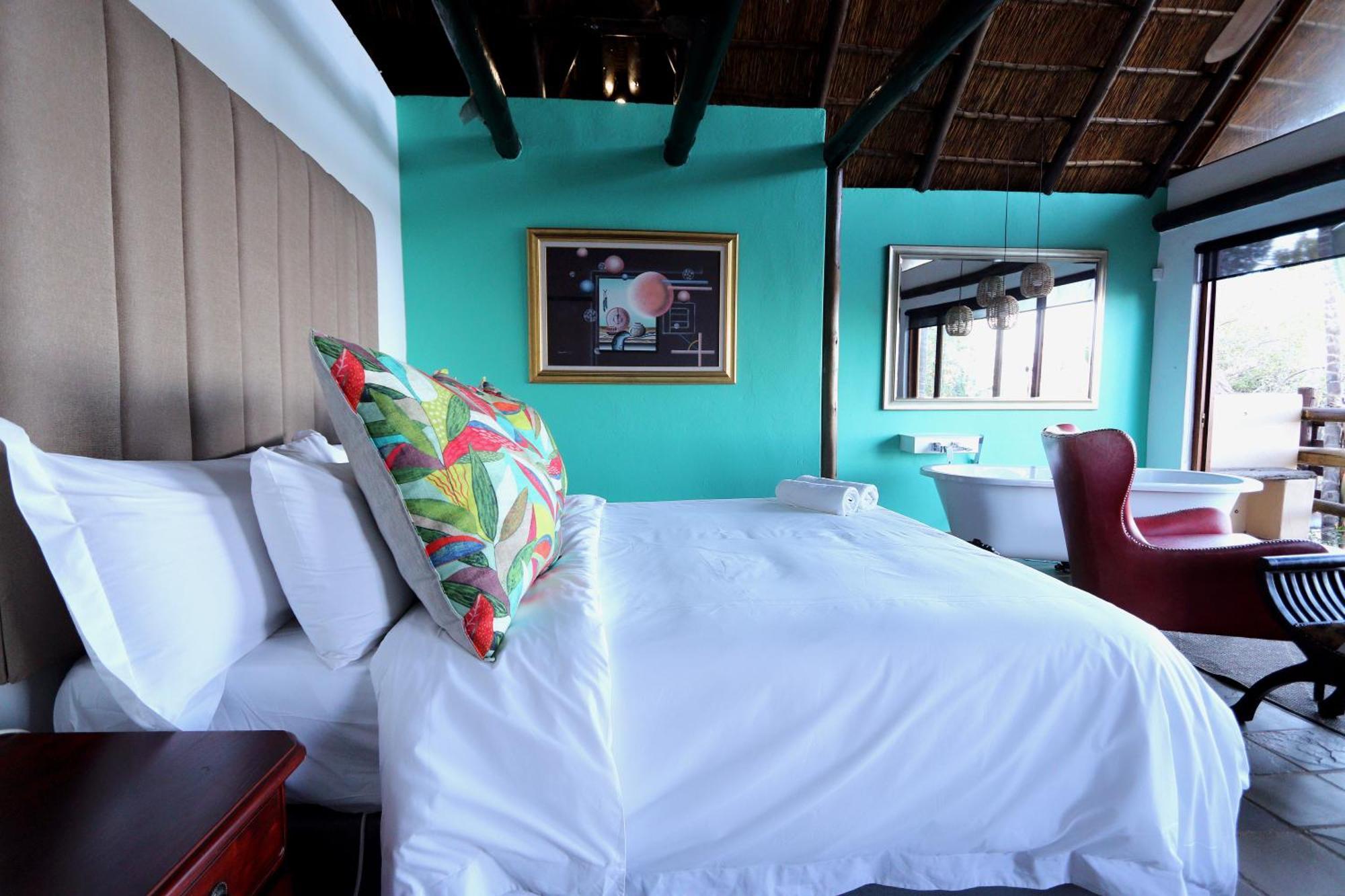 Bali At Scenic Haven Lodge In Hartbeespoort Exterior photo