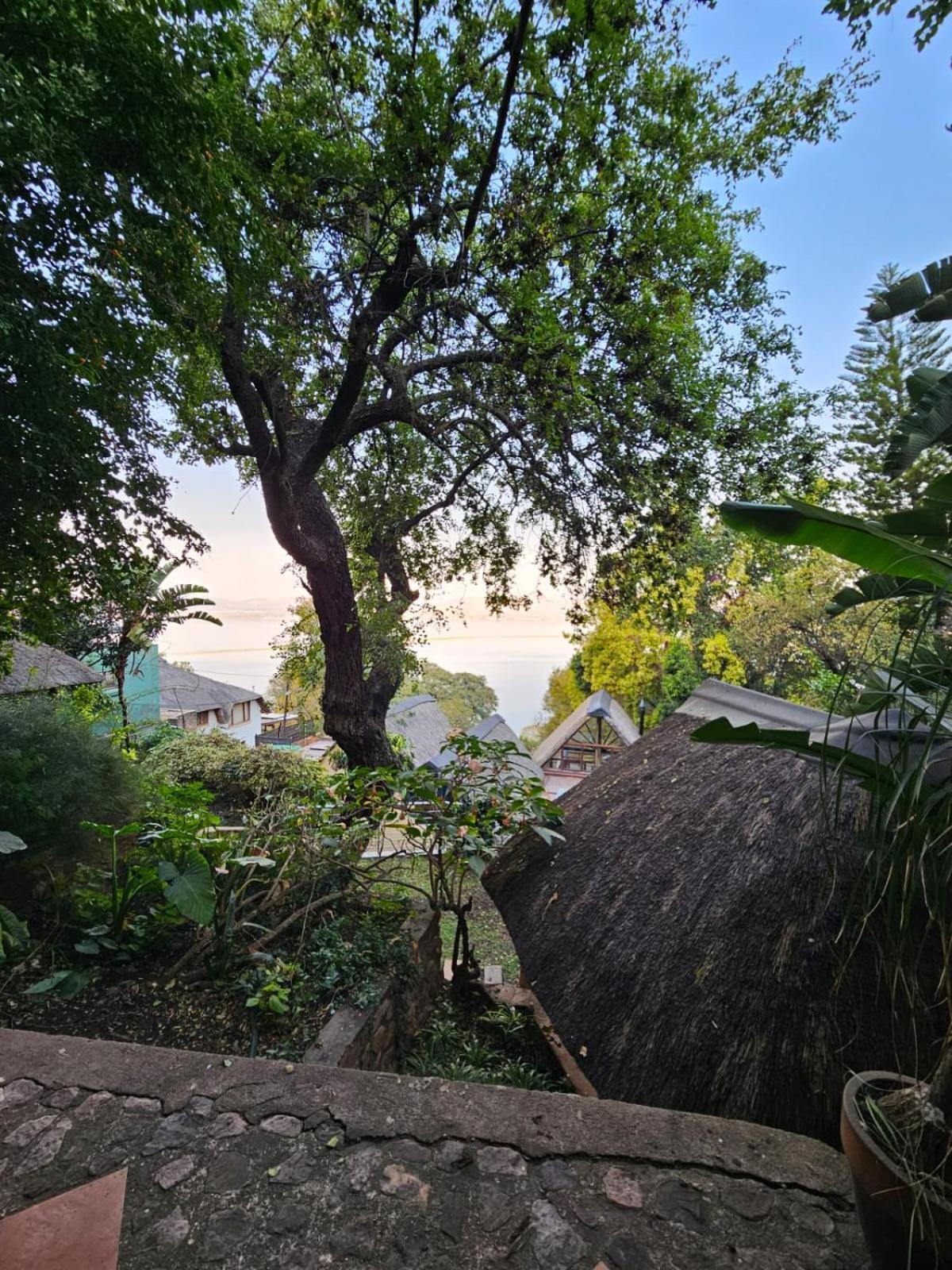 Bali At Scenic Haven Lodge In Hartbeespoort Exterior photo