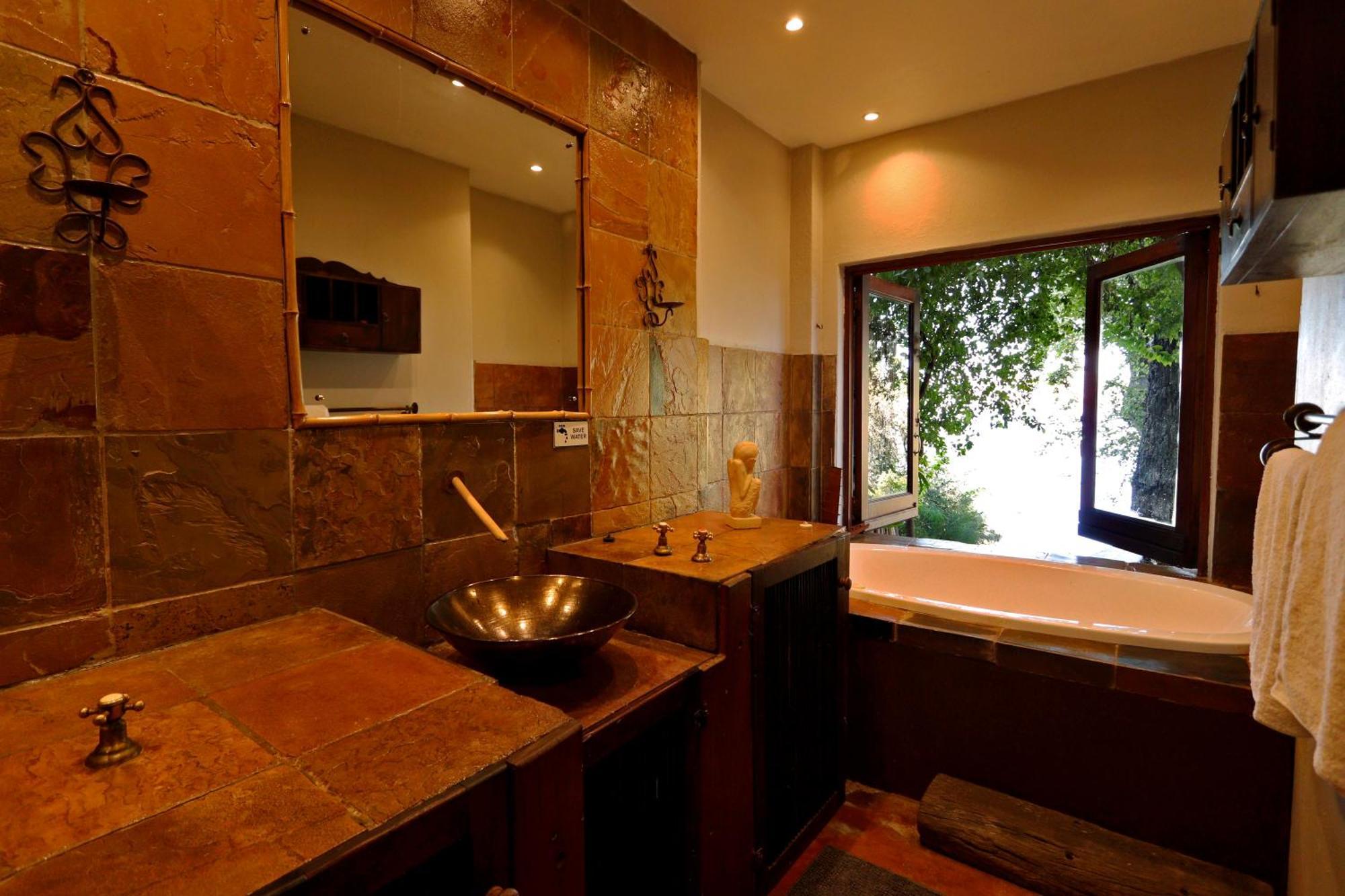 Bali At Scenic Haven Lodge In Hartbeespoort Exterior photo